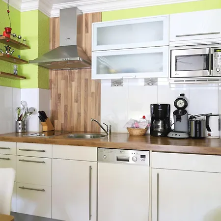 Apartment Geräumiges 2-zimmer-appartement In Der 3. Etage Des Hauses. Westerland